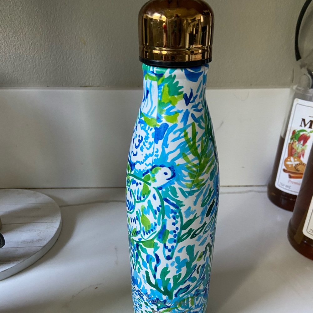 Lilly Pulitzer Swell Water Bottle